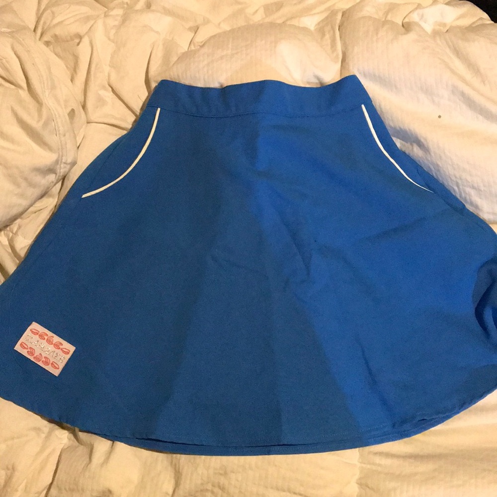 Tuesday of California Clambake Punchbowl skirt